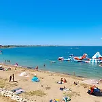 Mit Meerblick, 50 Meter Vom Sandstrand - Nin