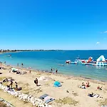 Mit Meerblick, 50 Meter Vom Sandstrand - Apartman *