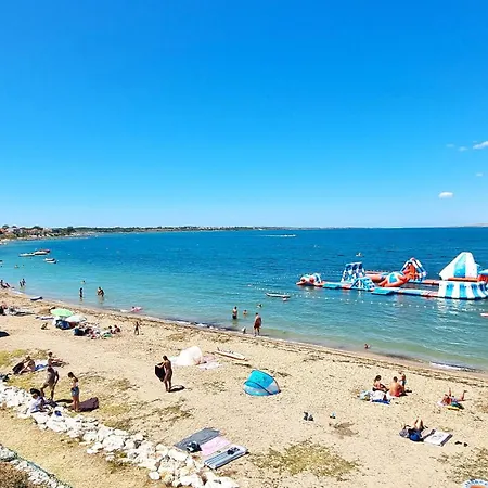 Mit Meerblick, 50 Meter Vom Sandstrand - Apartment *