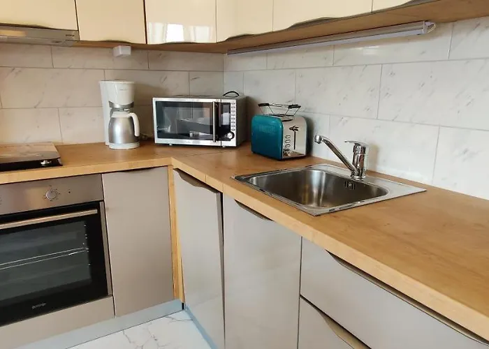 Mit Meerblick, 50 Meter Vom Sandstrand -