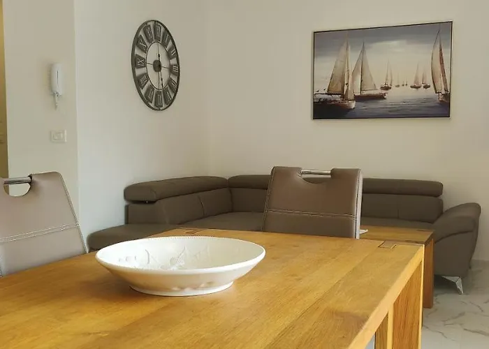 Mit Meerblick, 50 Meter Vom Sandstrand - Apartment Nin