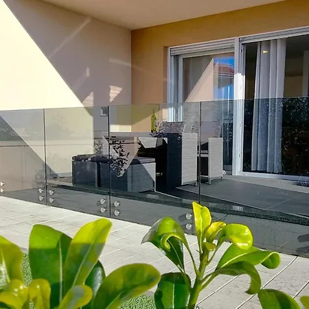 Mit Meerblick, 50 Meter Vom Sandstrand - Apartment Nin