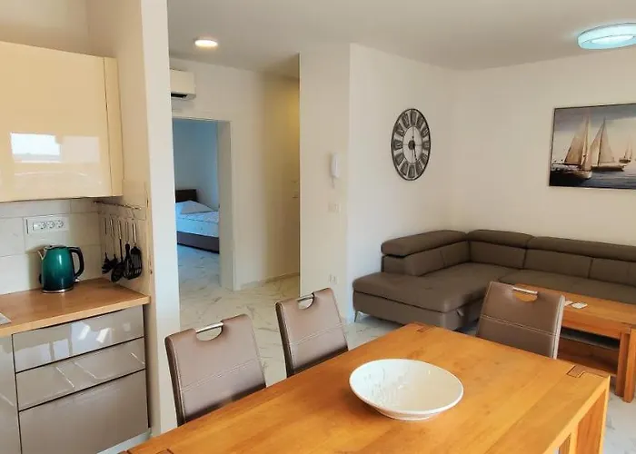 Mit Meerblick, 50 Meter Vom Sandstrand - Daire Nin